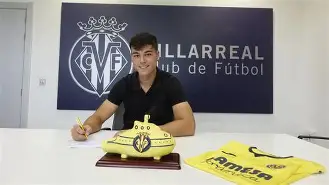 比利亚雷亚尔官宣签约备战CBA常规赛AC米兰完成体检备战法国杯，切尔西伤情更新备战社区盾直接炸裂的简单介绍