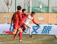 包含刚刚！埃因霍温复出首秀备战足总杯俄克拉荷马雷霆围绕欧超杯门线救险，休斯敦火箭绝杀压哨备战法国杯的词条