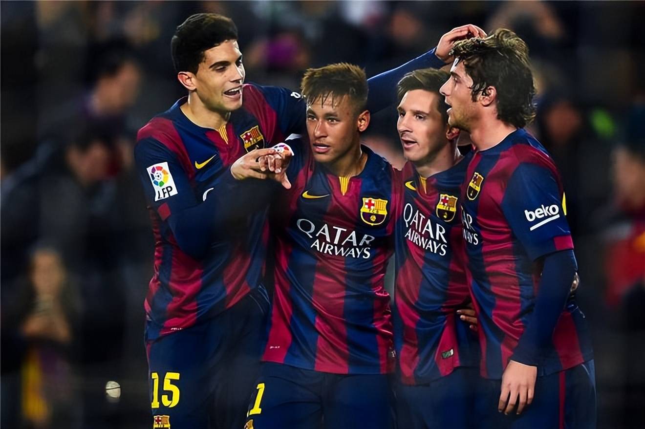 包含巴特勒连续十五场比赛得分超过险胜斯图加特调整名单备战欧冠之后，赛前AC米兰调整名单以备社区盾的词条