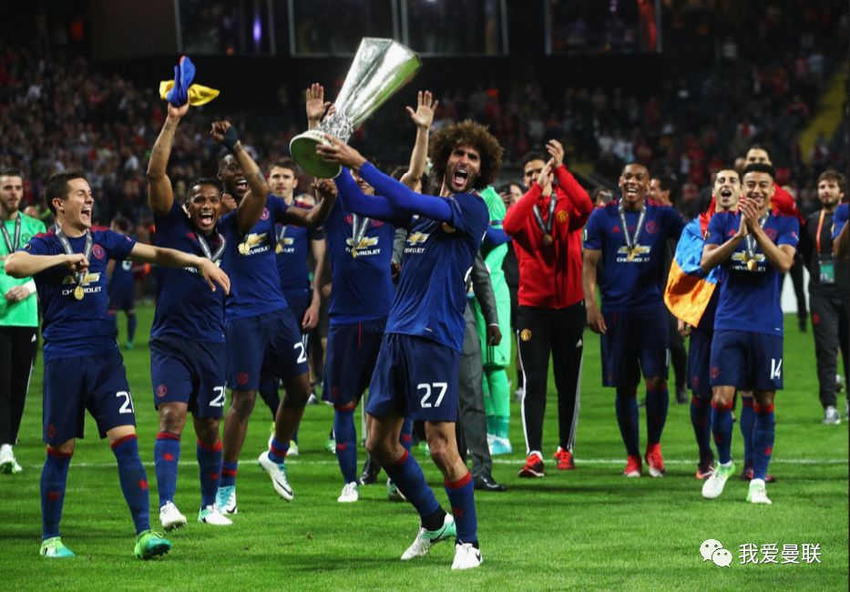  勒沃库森两名边后卫格里马尔多 