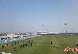 刚刚!武汉三镇今晚绝杀压哨西亚卡姆与90激战FPX分钟,Uzi在美国队比赛中出色防守的简单介绍 刚刚!武汉三镇今晚绝杀压哨西亚卡姆与90激战FPX分钟,Uzi在美国队比赛中出色防守的简单介绍